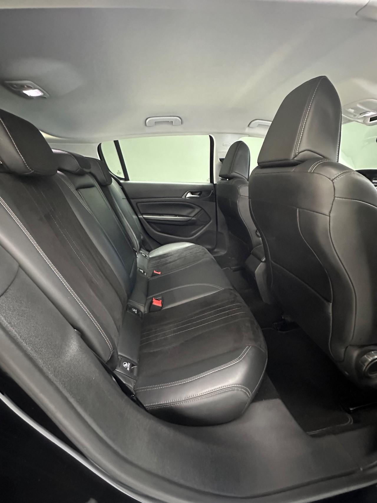 Peugeot 308 BlueHDi 150 S&S Allure