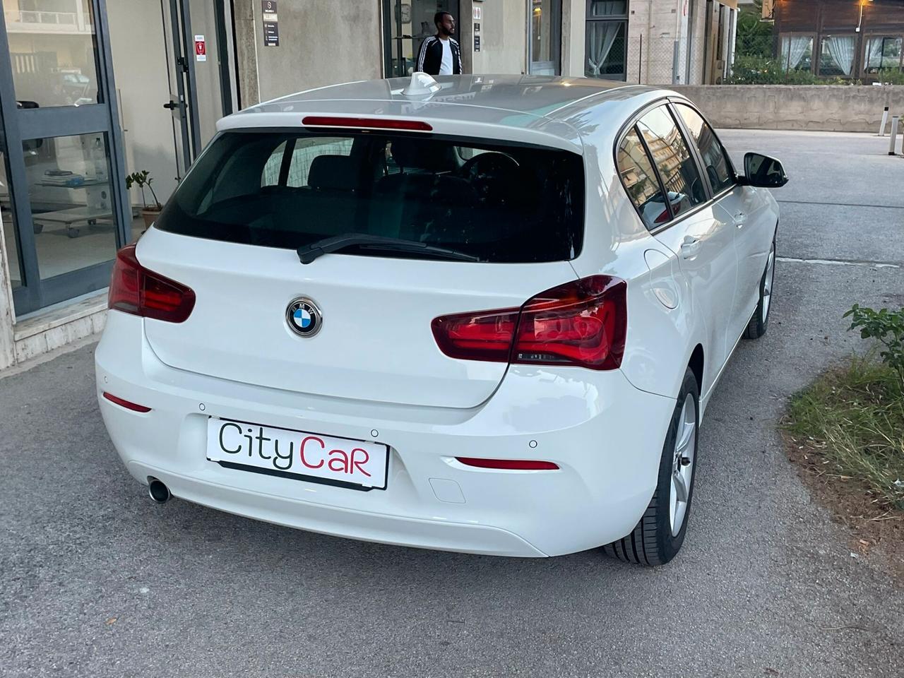 Bmw 118 118d 5p. Advantage