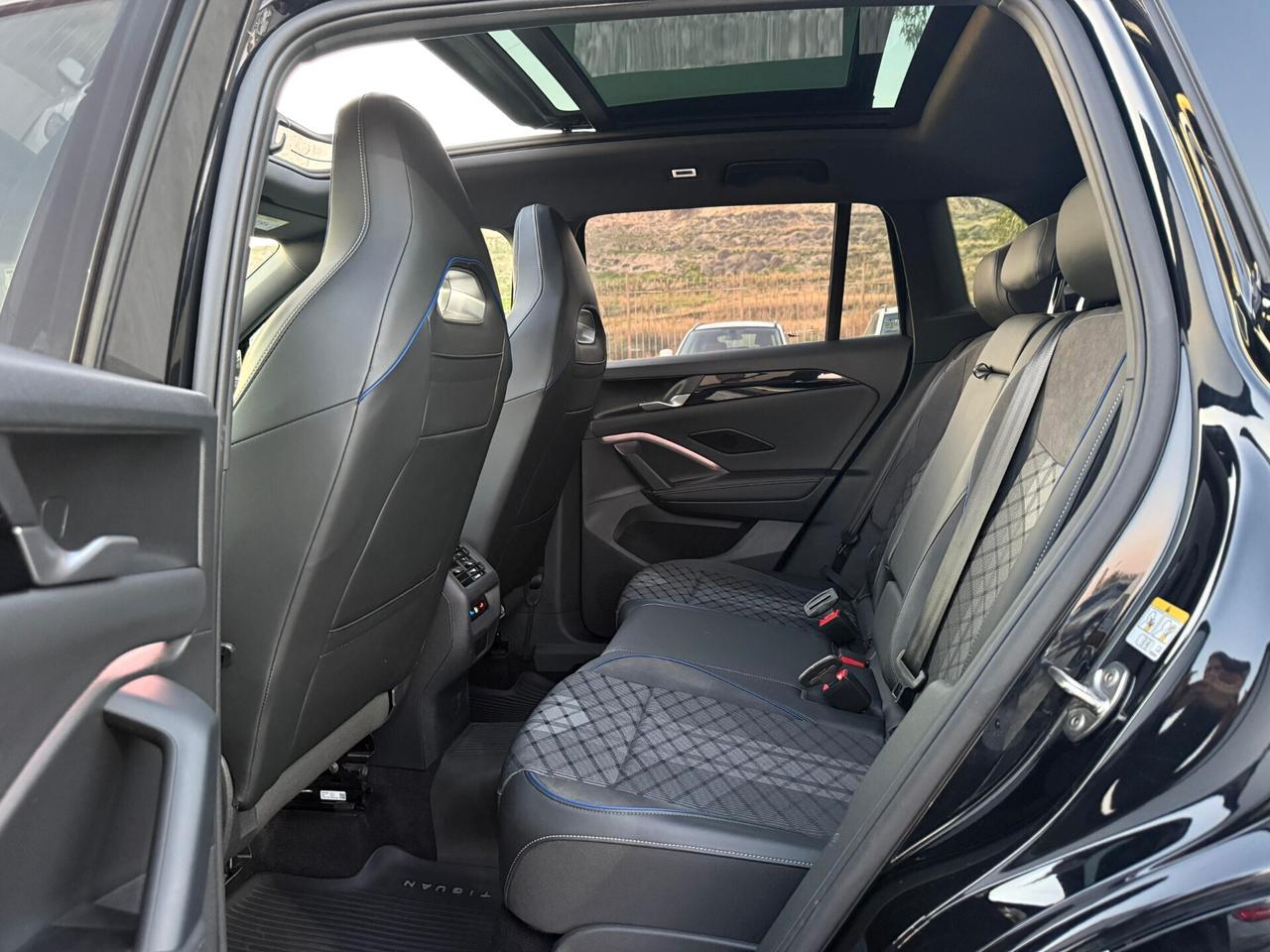 Volkswagen Tiguan 2.0 TDI 150 CV DSG R-Line