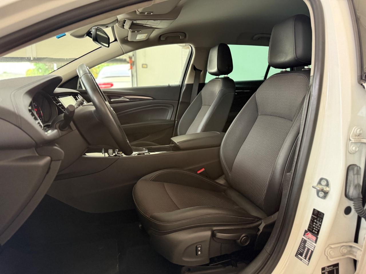 Opel Insignia 1.6 CDTI 136 CV aut.Sports Tourer Innov.