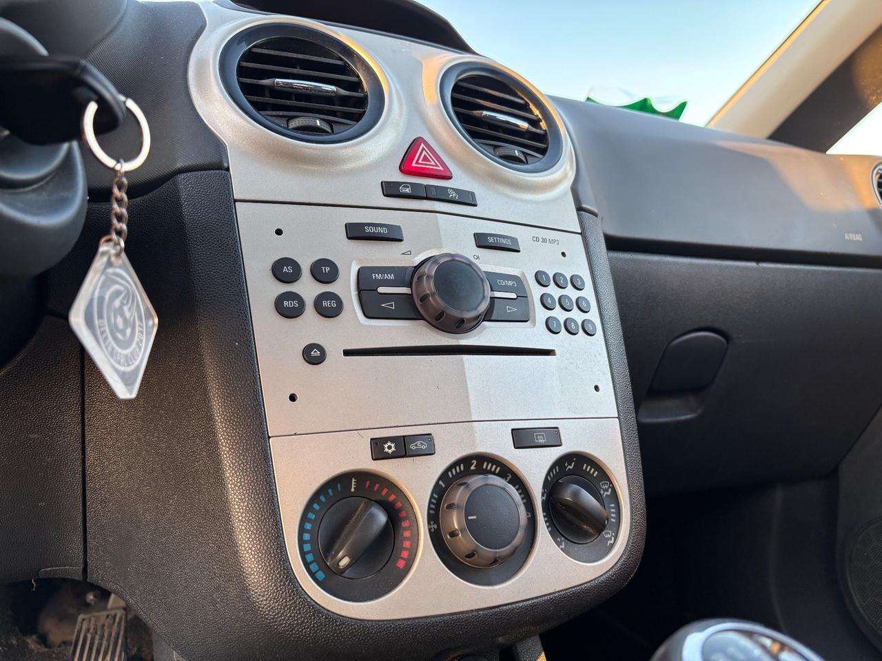 Opel Corsa 1.2 5 porte Easytronic Club