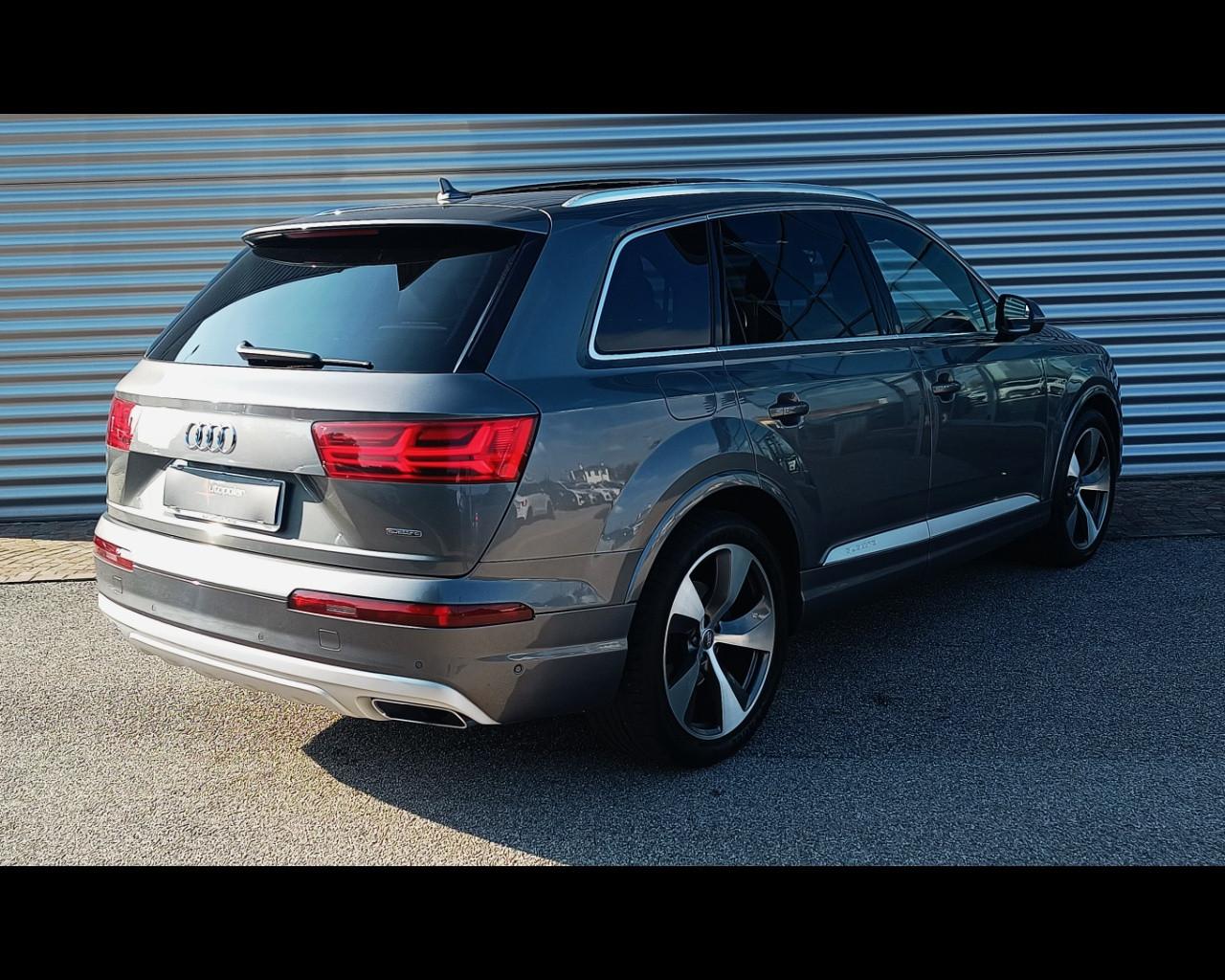 AUDI Q7 3.0 TDI 272CV QUATTRO TIPTRONIC BUSINESS PLUS