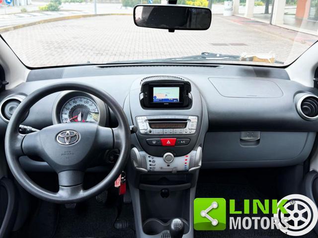 TOYOTA Aygo 1.0 5 porte Now Connect