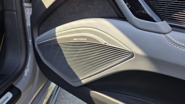 AUDI TT RS Coupé 2.5 TFSI quattro S tronic Iconic Edition PER