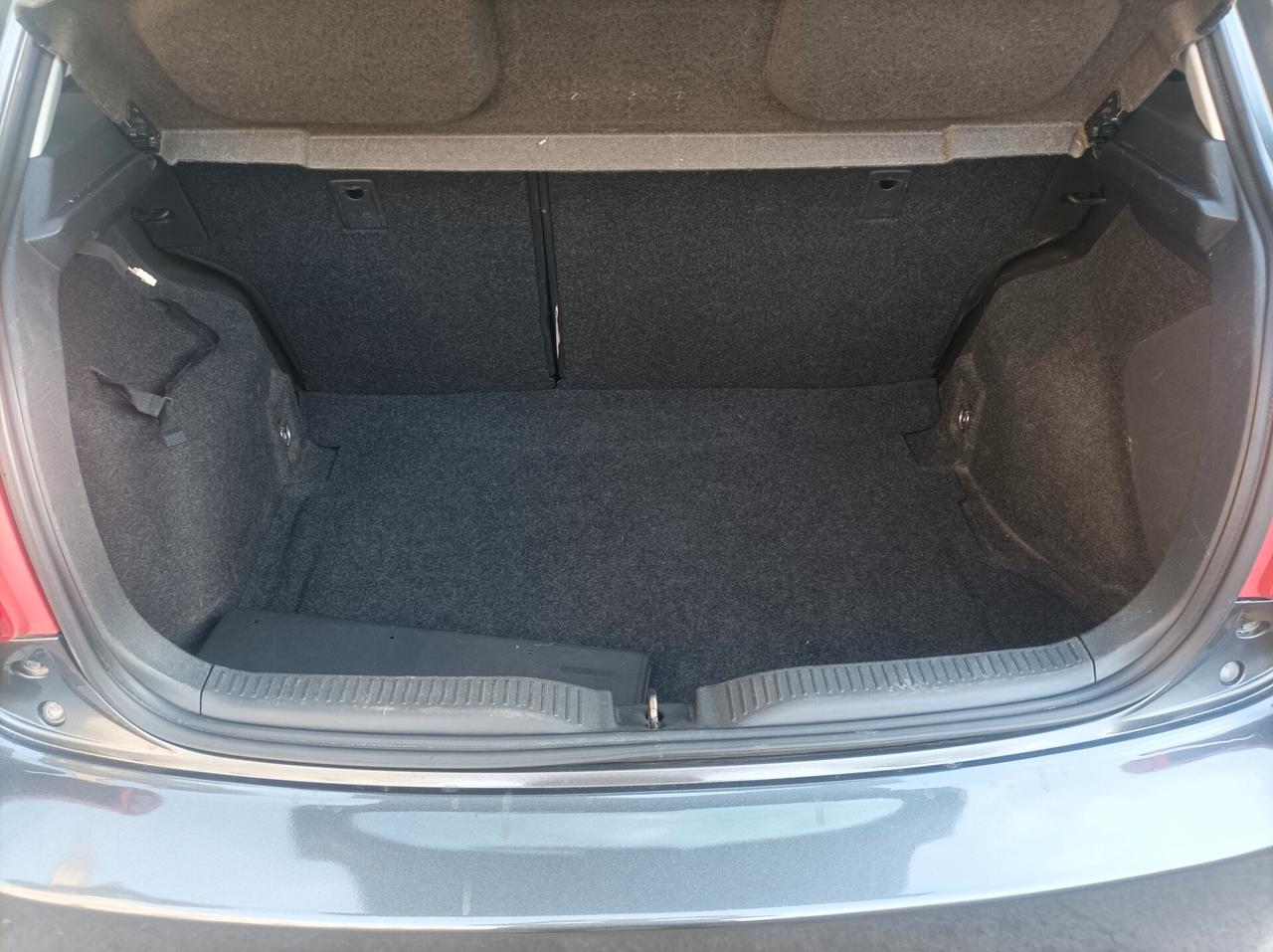 Toyota Auris 1.4 D-4D 5 porte Sol Perfetta