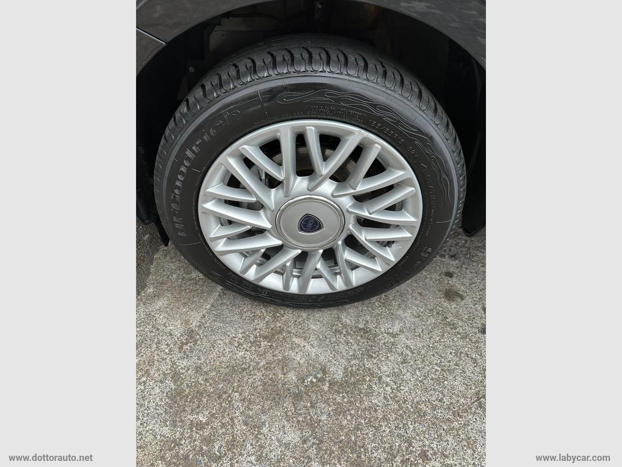 LANCIA Ypsilon 1.3 MJT 95 CV 5p. S&S Elle