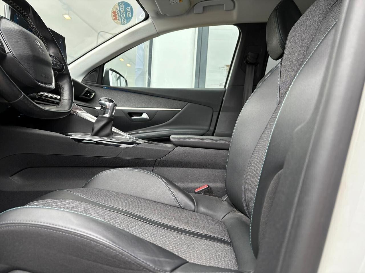 Peugeot 3008 ALLURE PACK BlueHDi 130 6mt SPOTICAR