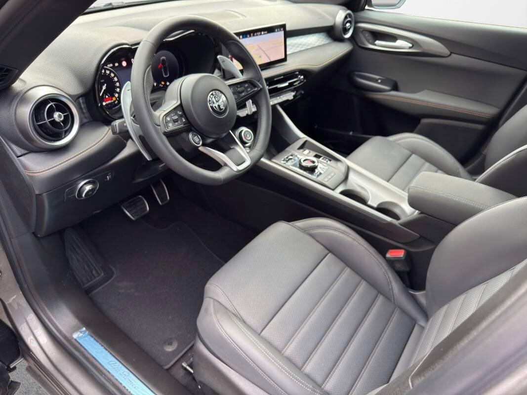 Alfa Romeo Tonale 1.6 Veloce 130cv TUA A 527 MENSILE FULL OPT !!!