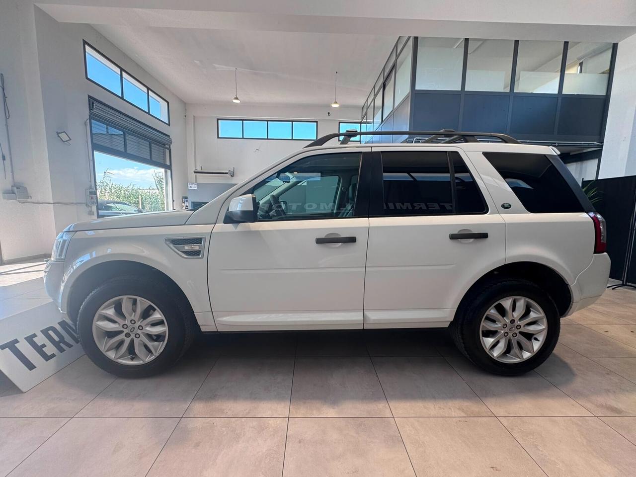 Land Rover Freelander 2.2 TD4 S.W. SE