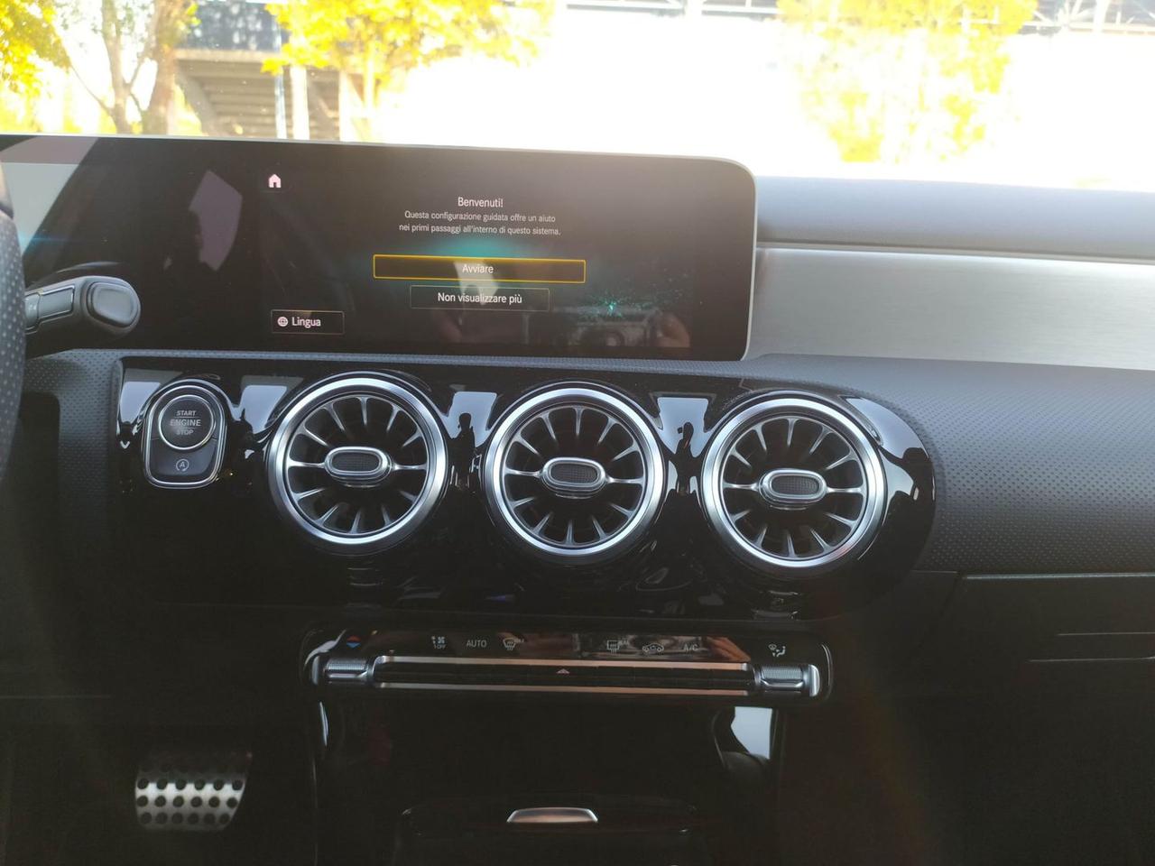 Mercedes-Benz A 250 PREMIUM #50030