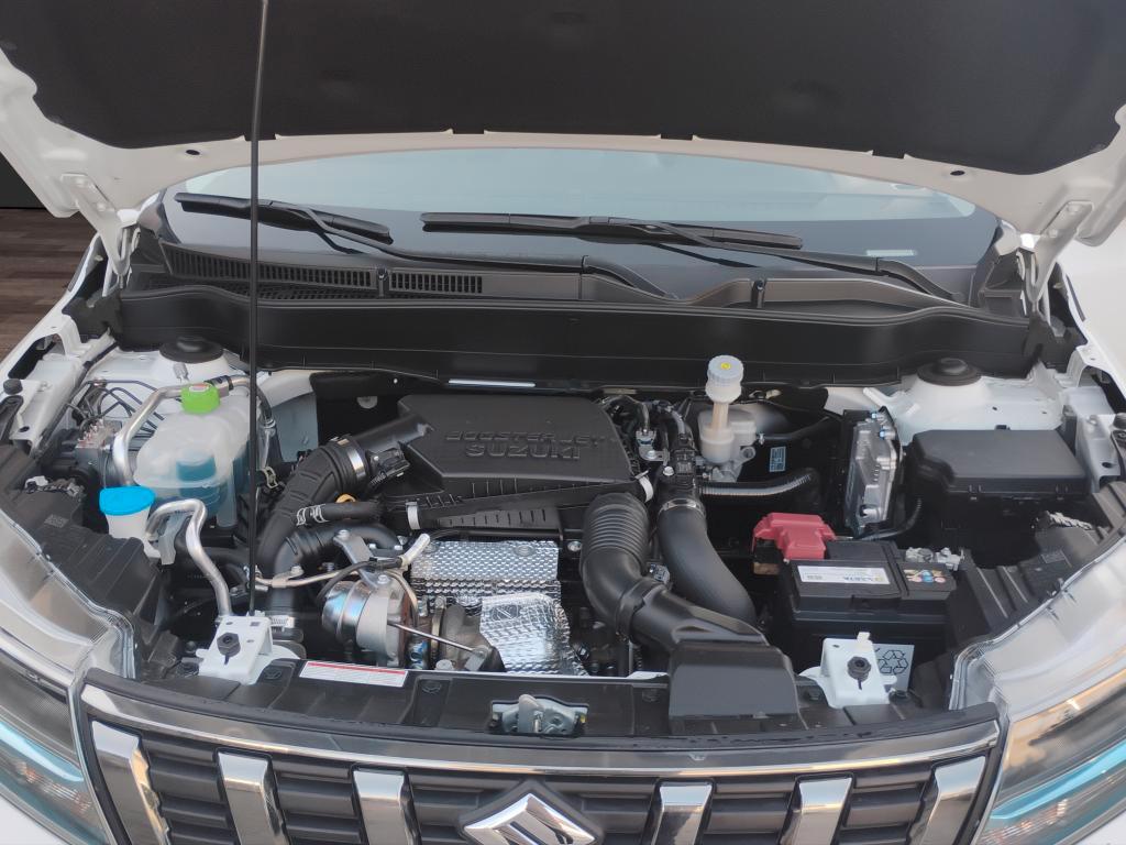 Suzuki Vitara 1.4h Easy Cool 2wd.TELECAMERA.SEDILI RISCALDATI