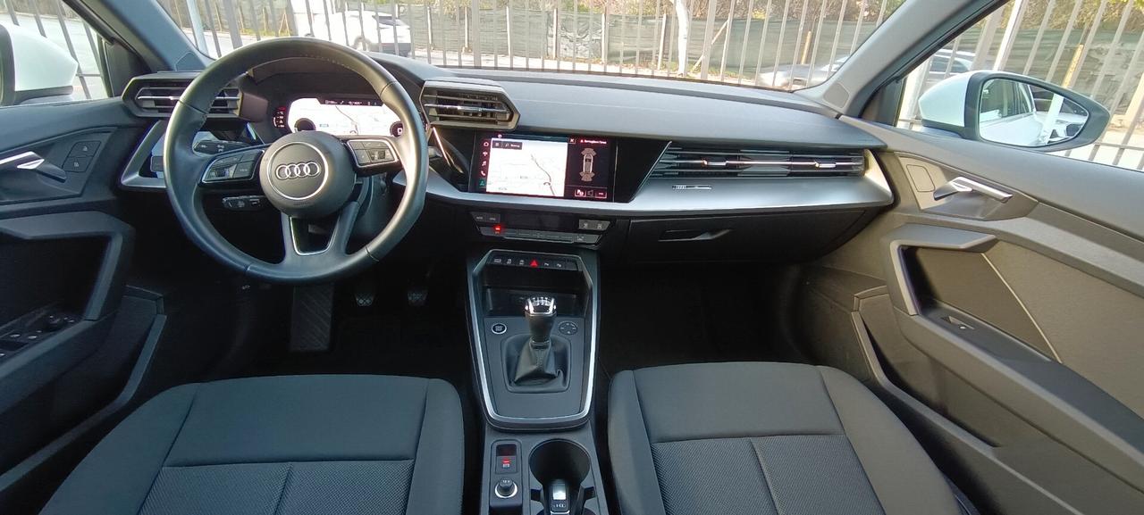 Audi A3 SPB 30 TFSI S line edition