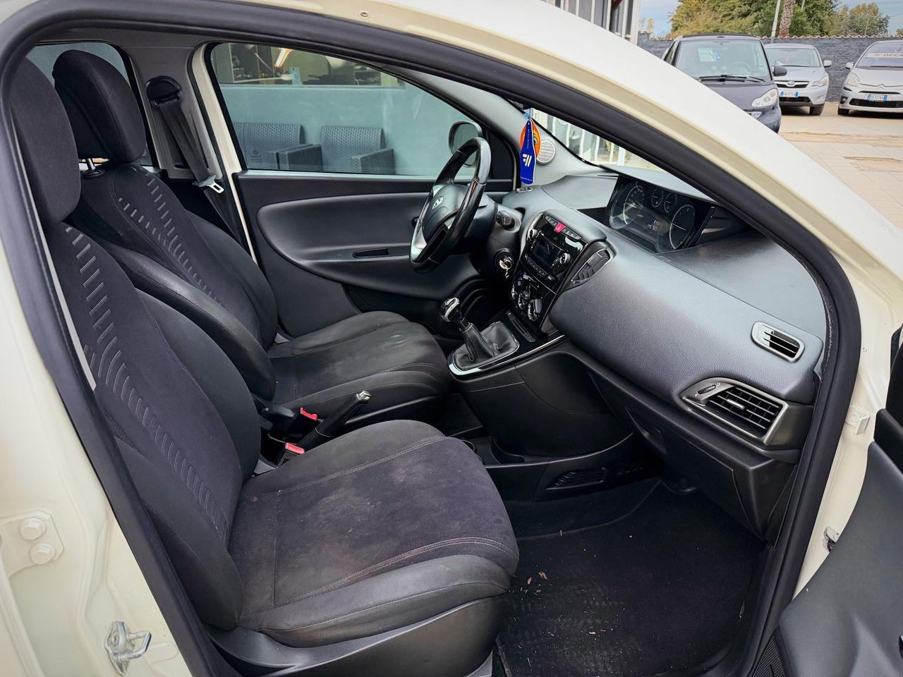 Lancia Ypsilon 1.3 MJT 16V 95 CV 5 porte S&S Platinum