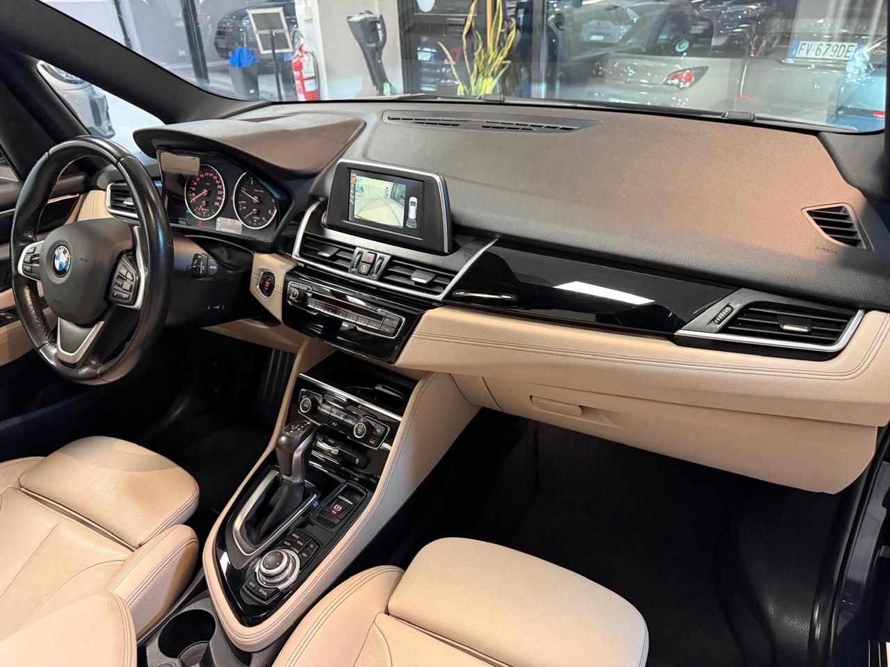Bmw 2er Active Tourer 218d Luxury