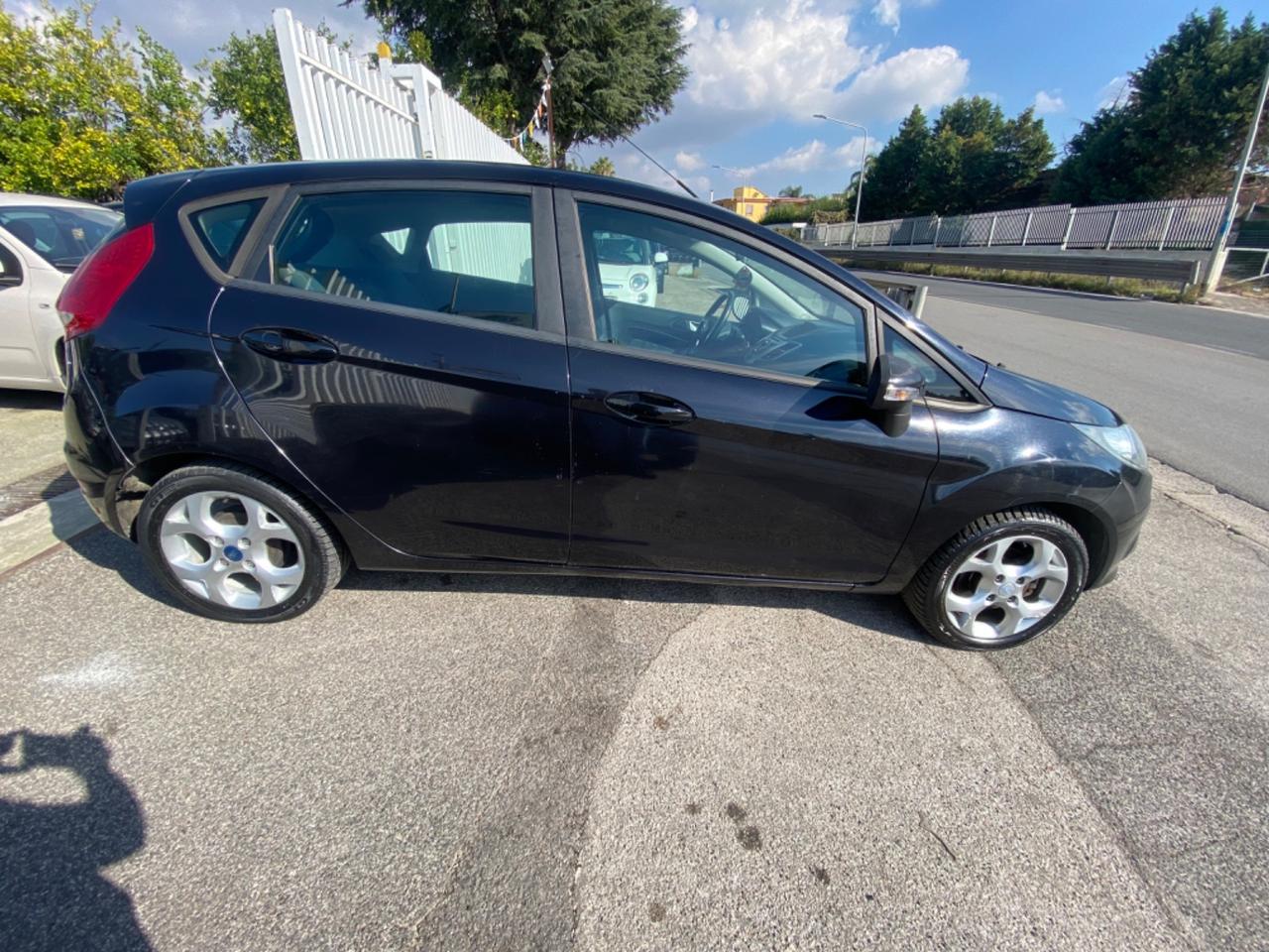 Ford Fiesta 1.2 82 CV 5 porte Titanium
