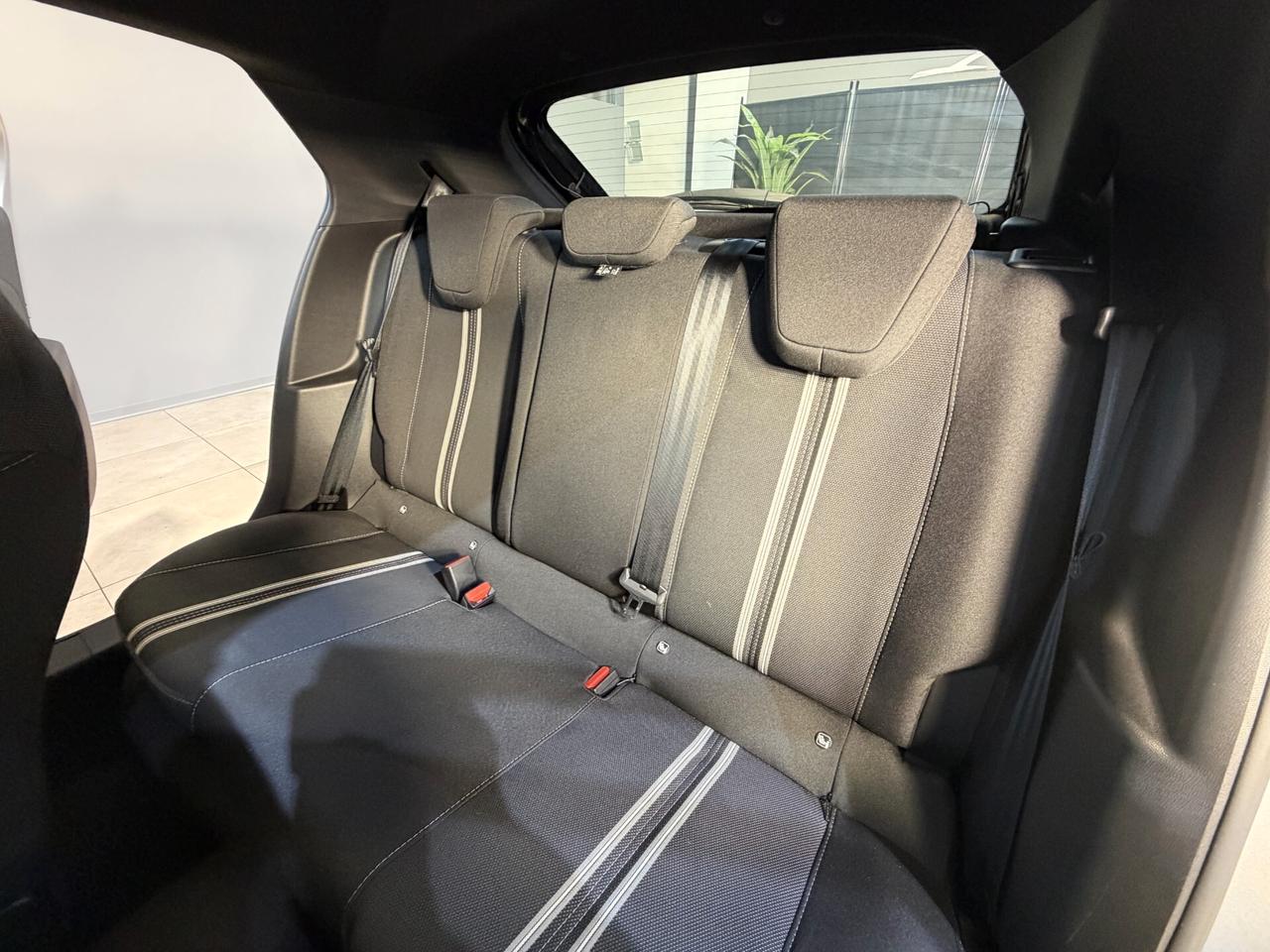 Opel Corsa Hybrid 110 CV aut. GS