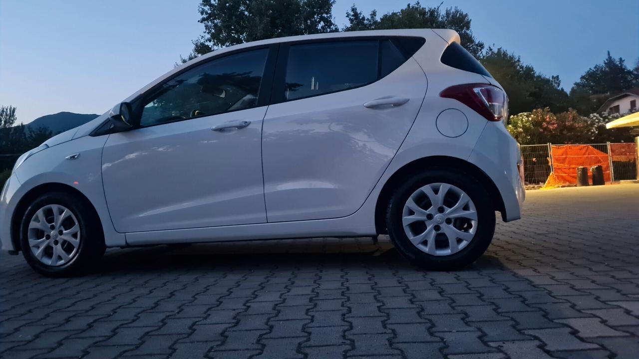 Hyundai i10 1.0(UNICOPROPRIETARIO)MPI Comfort