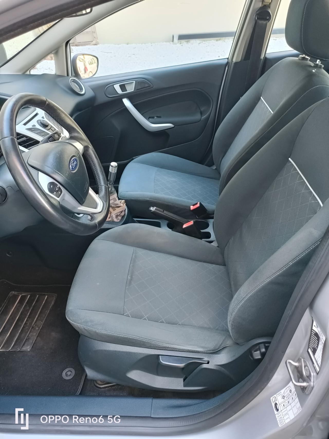 Ford Fiesta Ikon 1.2 8 CV 5 porte