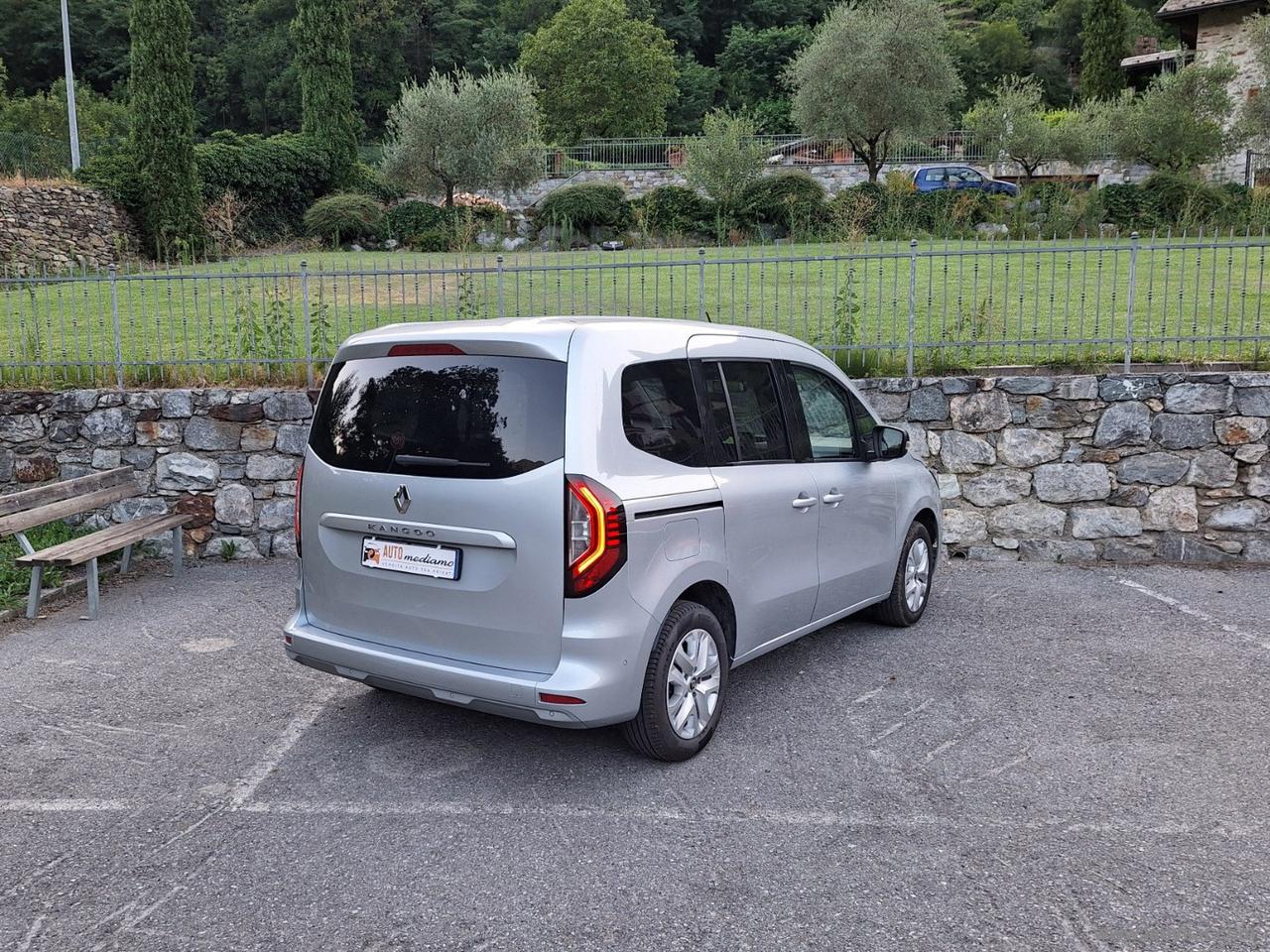 RENAULT Kangoo 1.5 Blue dCi 95CV RETROCAMERA--VETTURA--