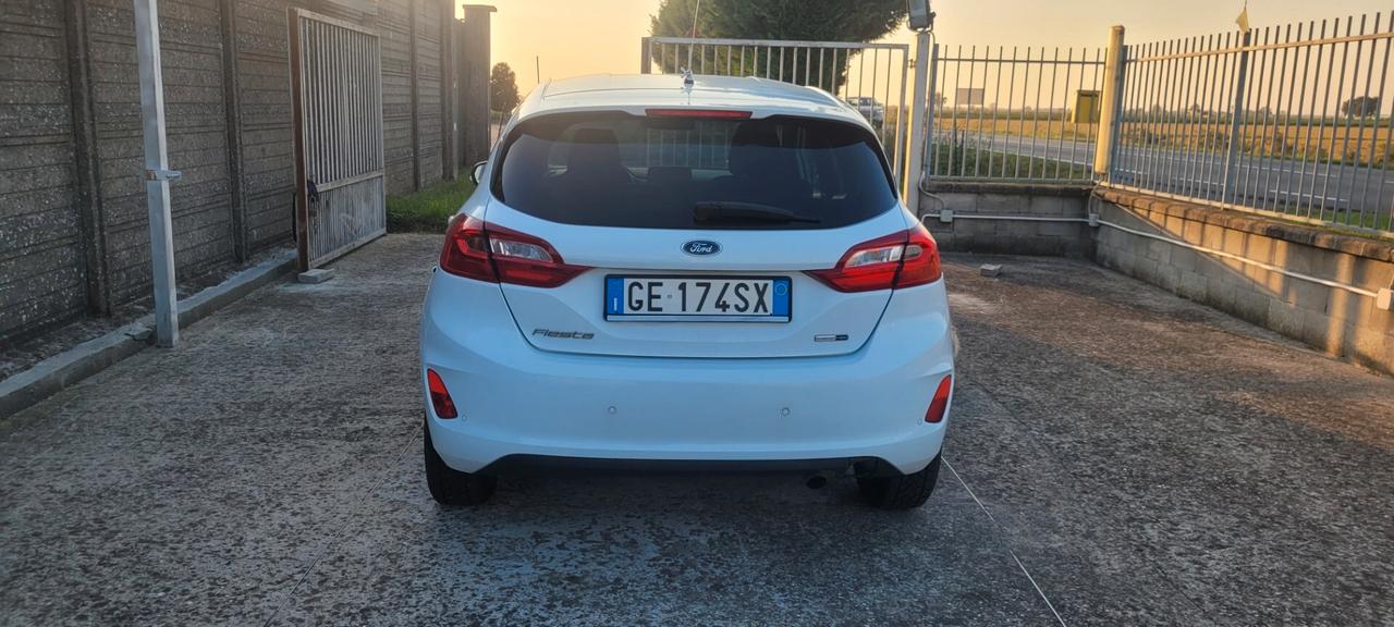 Ford Fiesta 1.0 Ecoboost Hybrid 125 CV 5 porte Titanium