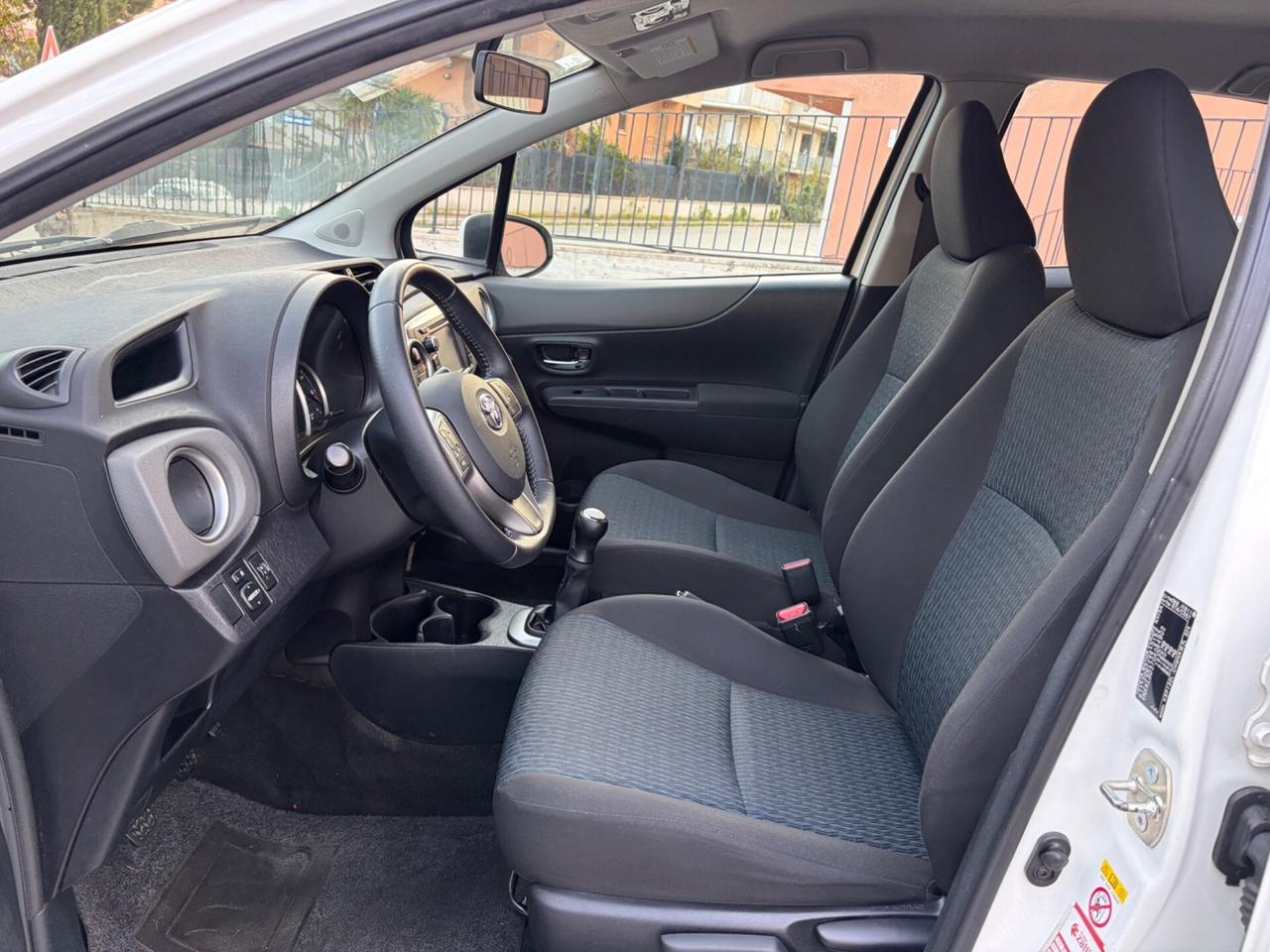 Toyota Yaris 1.0 benz unico proprietario