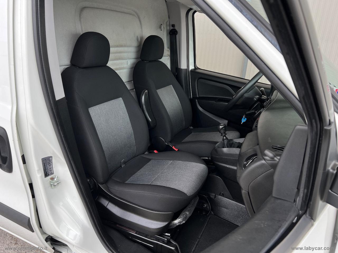 Doblò 1.6MJT 105 PL-TN Cargo Maxi Lam.SX