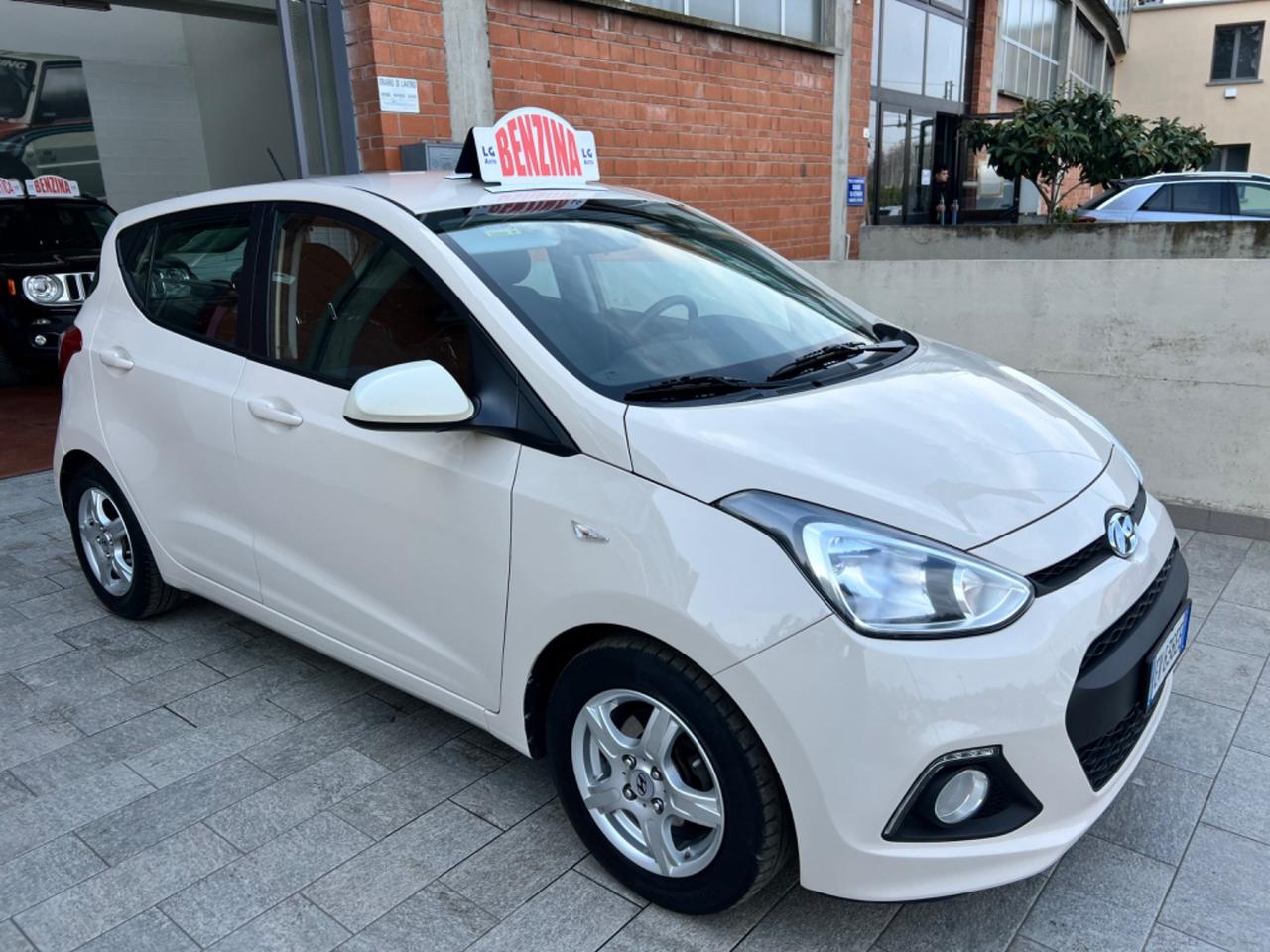 Hyundai i10 1.0 MPI Style. NEOPATENTATO