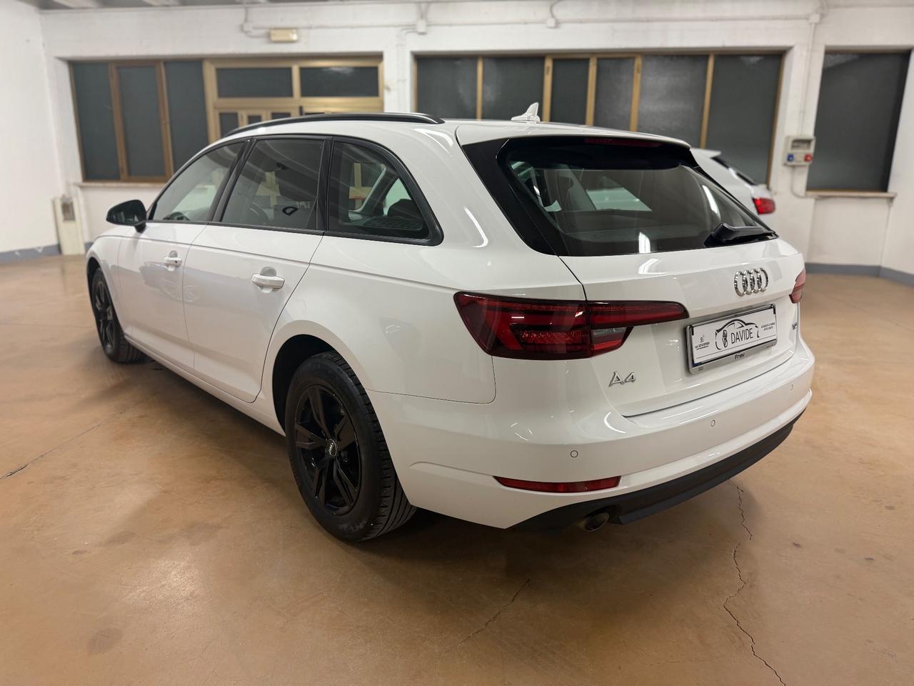 Audi A4 Avant 2.0 TDI 122 CV S tronic Business Sport