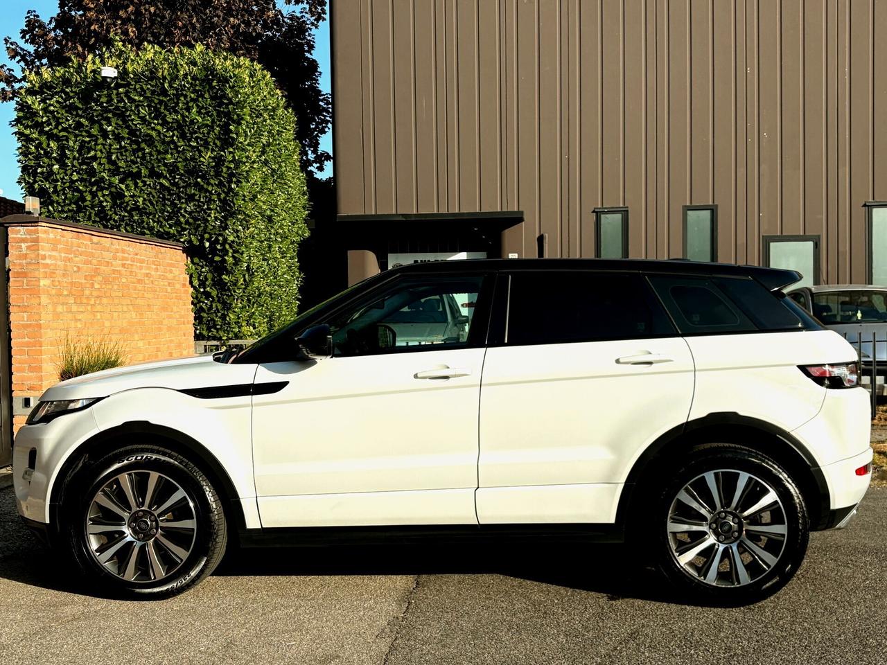 RANGE ROVER EVOQUE 2.2D aut- 153000km-FULL-2015