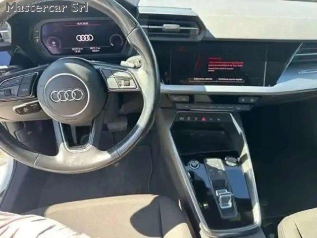 AUDI A3 Sportback 30 1.5 g-tron S line s-tronic - GE929CL