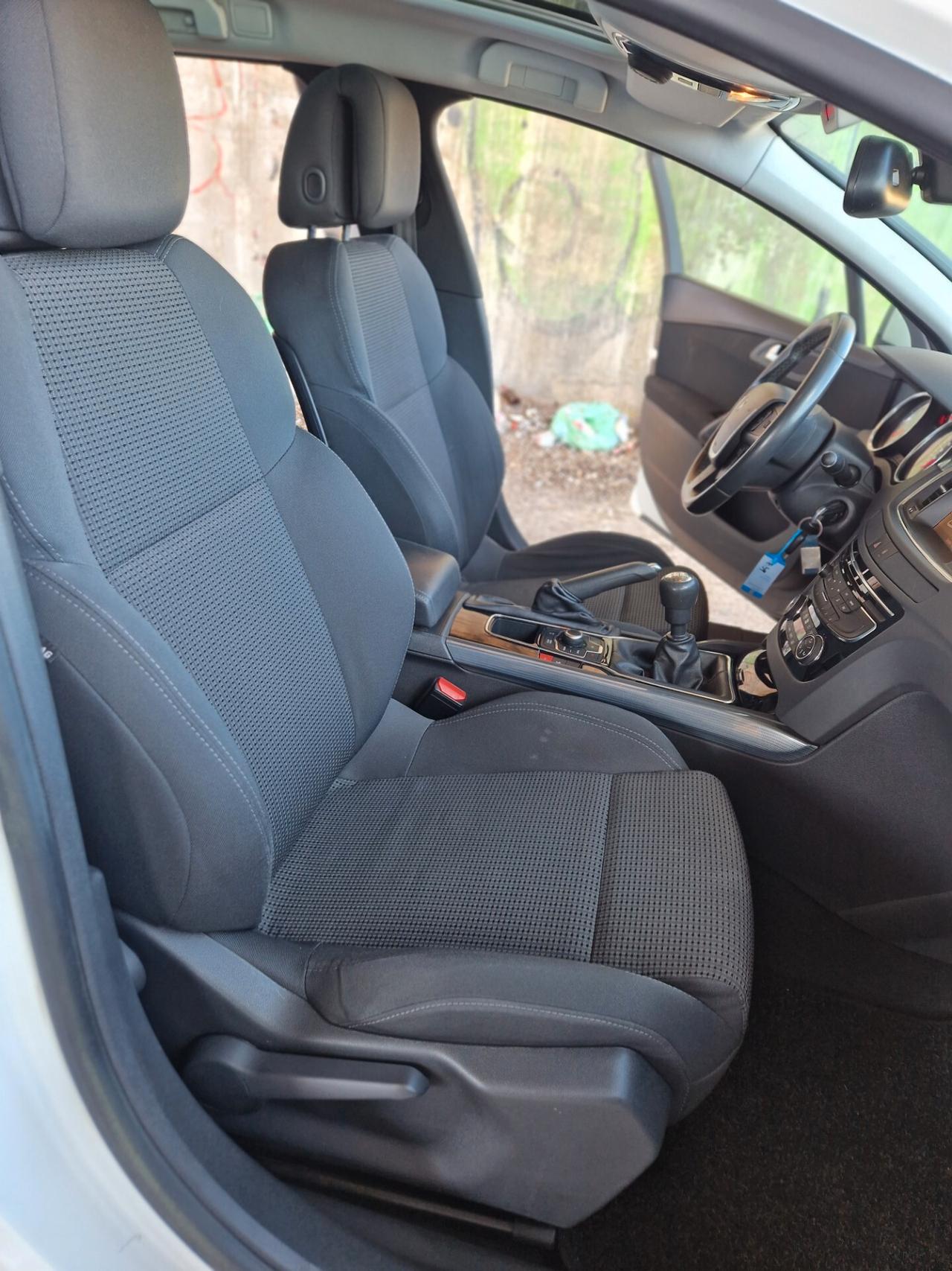 Peugeot 508 2.0 HDi 163CV SW Ciel Active