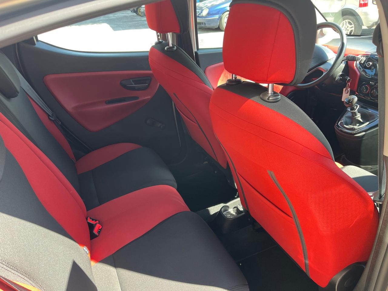 Lancia Ypsilon 1.2 69 CV Black/Red-km72000-