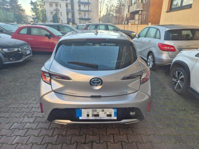 TOYOTA Corolla 2.0 Hybrid Business