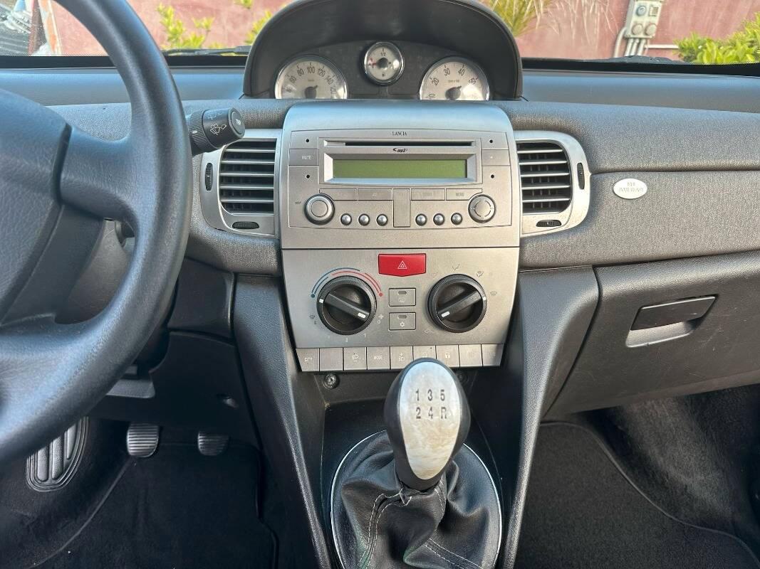 Lancia Ypsilon 1.3 mjt 16v Platino 90cv