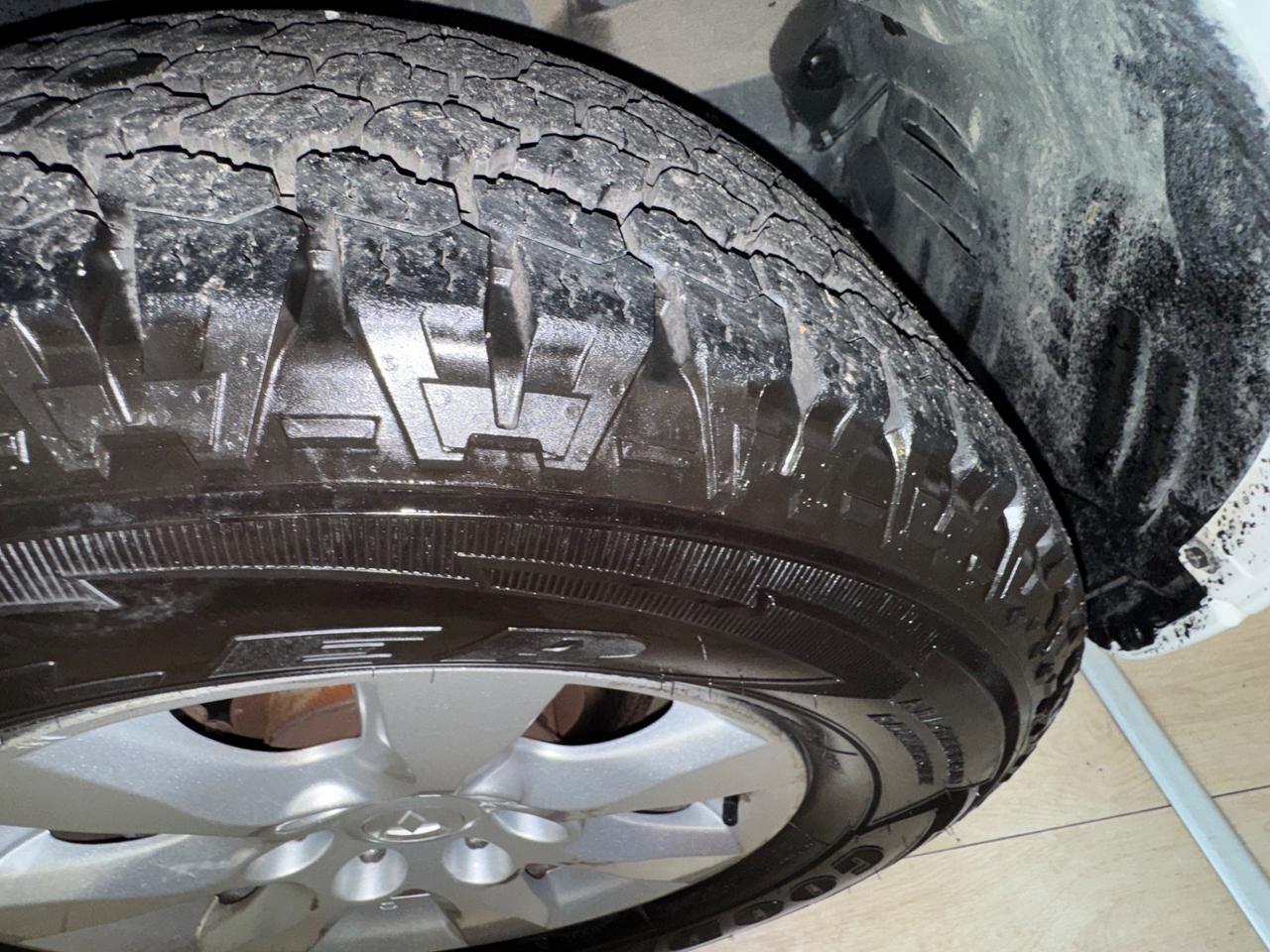Mitsubishi Pajero 3.2 DI-D 16V aut. 5p. Instyle DPF 7Posti Gancio 4x4