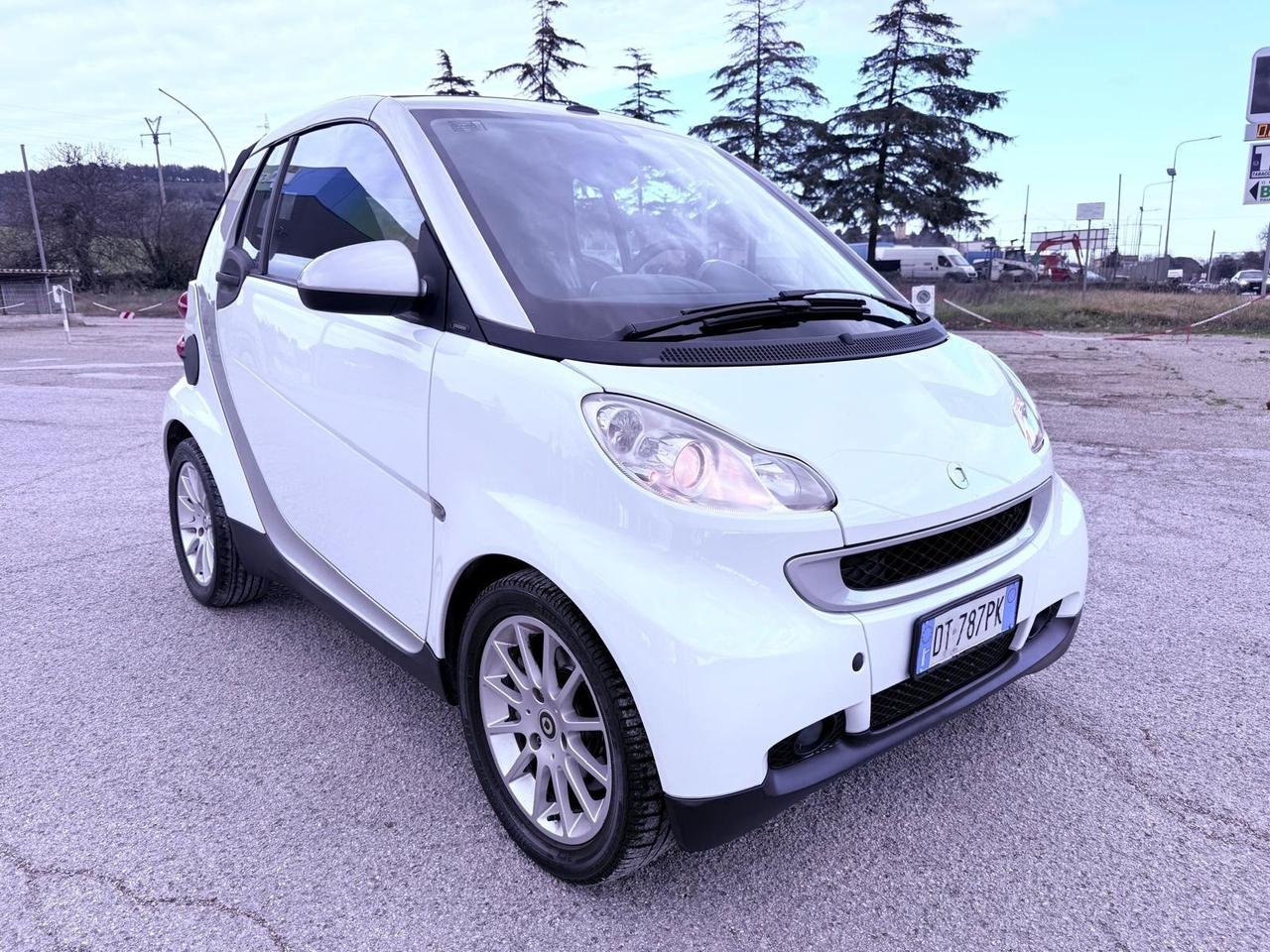 Smart ForTwo 1000 52 kW MHD cabrio passion