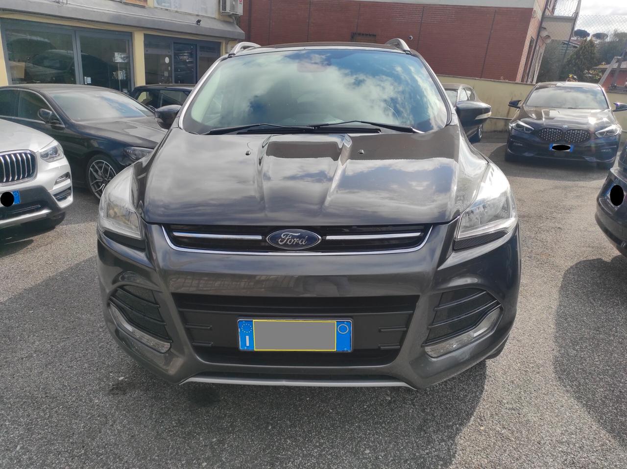 Ford Kuga 2.0 TDCI 150 CV S&S 4WD Powershift Titanium