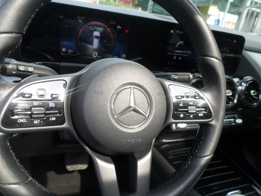 Mercedes-benz GLA 180 d Automatic Business