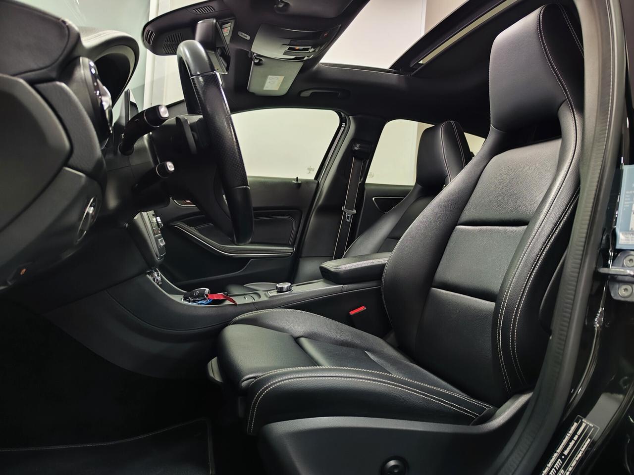 Mercedes-benz GLA 200 d Automatic Premium TETTO