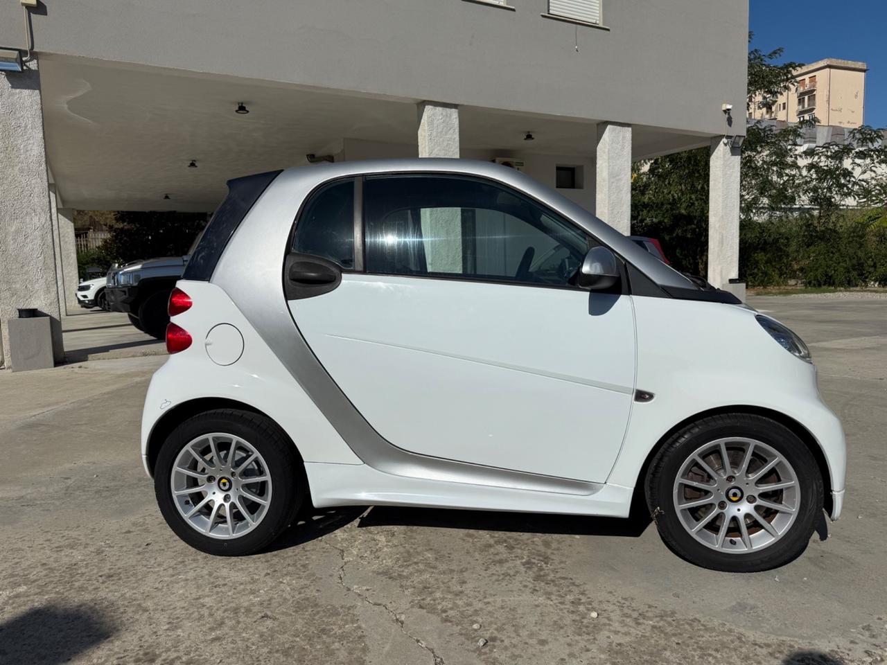 Smart ForTwo 1000 52 kW coupé passion