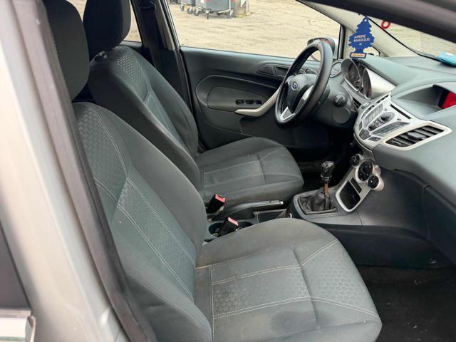 FORD Fiesta 1.4 5p BENZINA/GPL senza nessun lavoro da fare