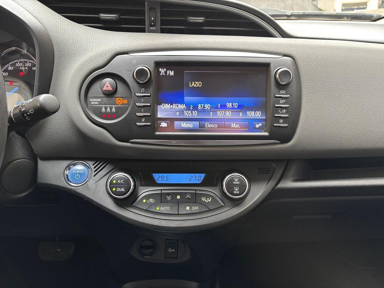 Toyota Yaris 1.5 hybrid NO VINCOLO FINANZIAMENTO