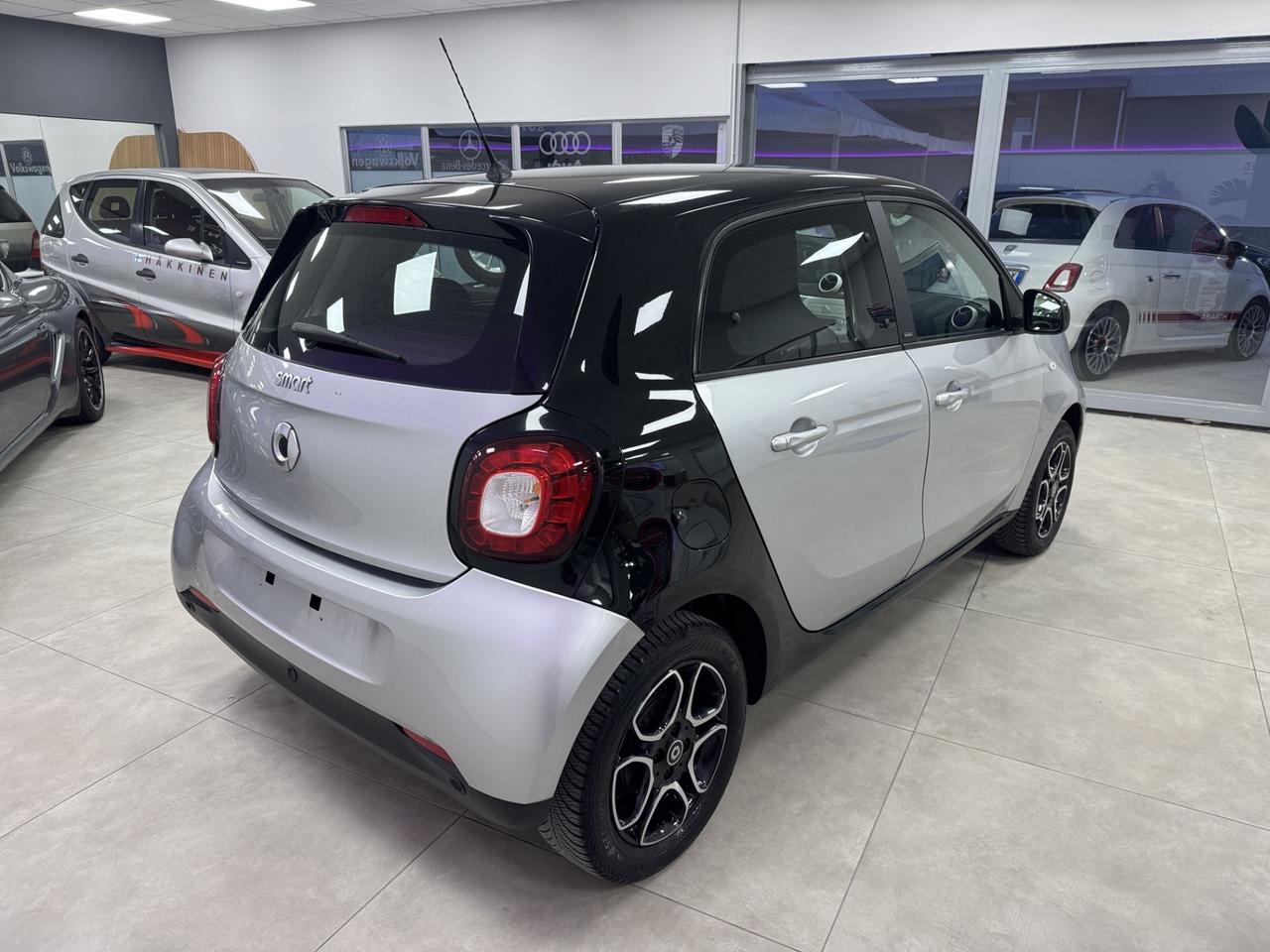Smart ForFour 70 1.0 Passion