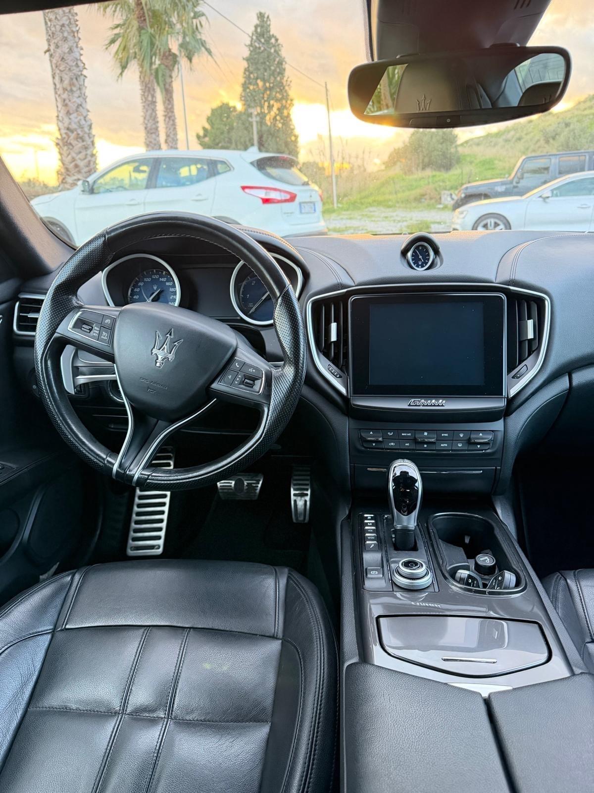 Maserati Ghibli V6 Diesel 275 CV Gransport