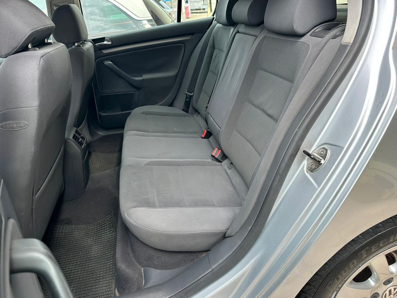 Volkswagen Golf 1.9 TDI 5p. UNIPRO
