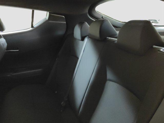 TOYOTA C-HR C-HR 1.8 Hybrid E-CVT Active