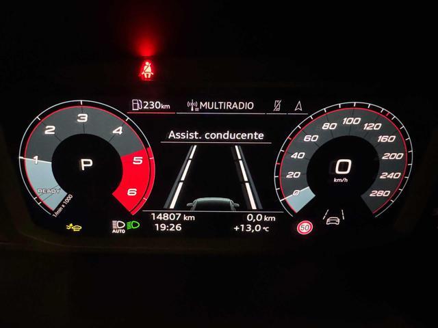 AUDI Q3 35 TDI S tronic Business Advanced