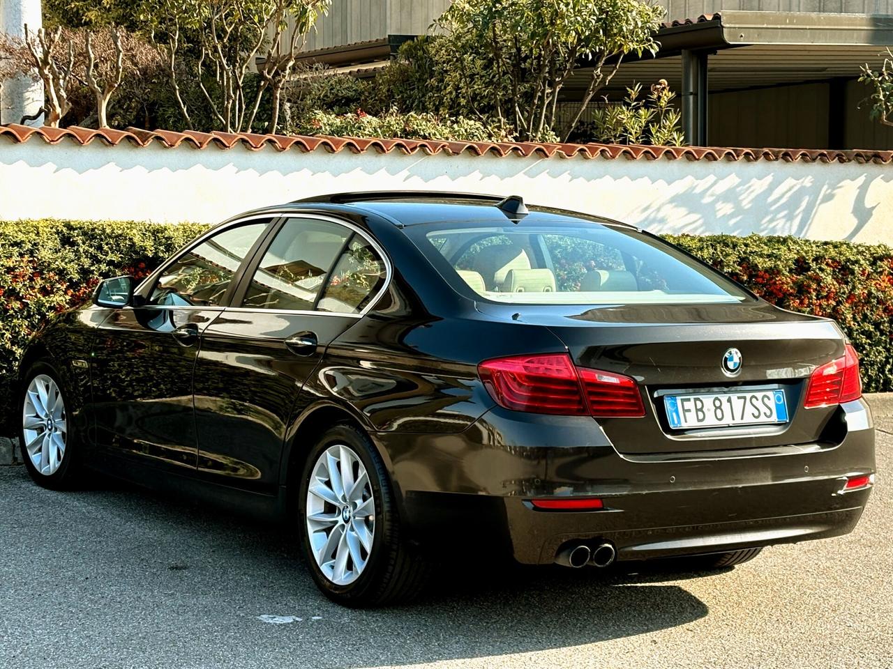 BMW 520d aut BERLINA-EURO 6-Pelle,Nav,Tetto-2016