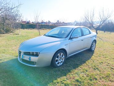 Alfa Romeo 159 1.9 JTDm Distinctive pochi km