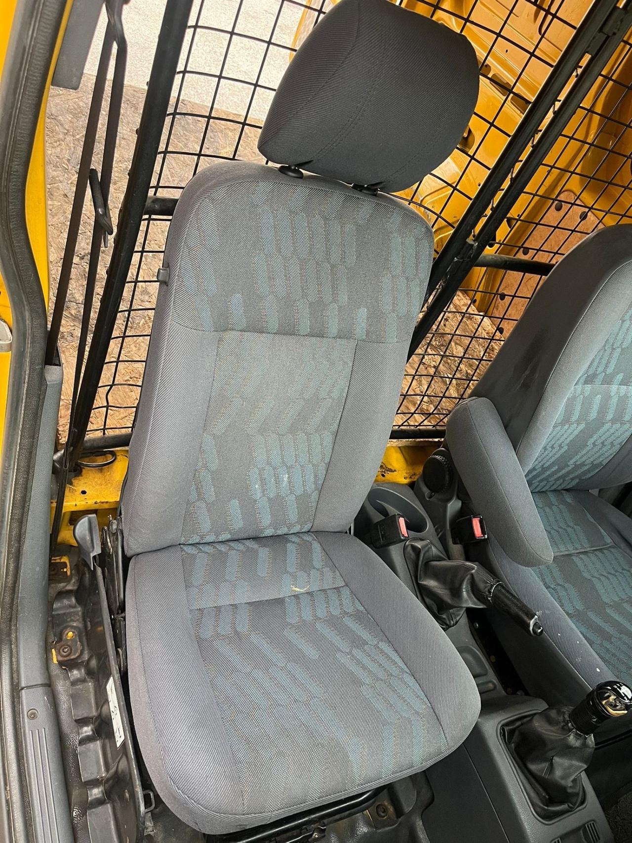 Ford Transit Connect 200S 1.8 TDCi/90CV PC-TN